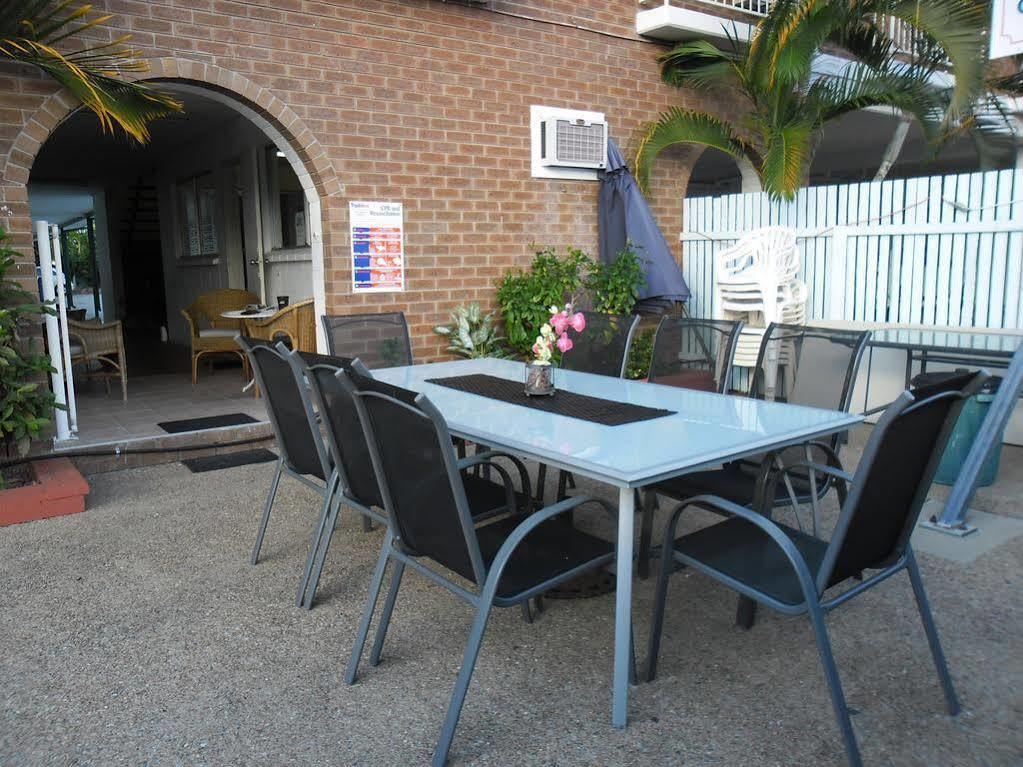 Banjo Paterson Motor Inn Townsville Exterior photo